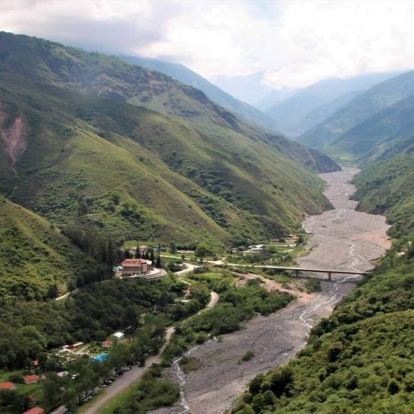 Cascada escondida - Termas de Reyes  